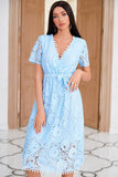 V Neck Mid Length Light Blue Lace Party Dress avec bouton