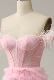 Une ligne de l’épaule Corset Rose Robe de Soirée avec des plumes à volants