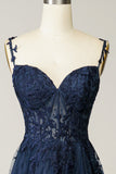 Une ligne Spaghetti Straps Navy Prom Robe avec appliques