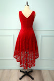 Robe asymétrique en dentelle rouge foncé