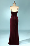 Robe de bal en velours bordeaux