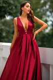 Robe de bal en satin bordeaux