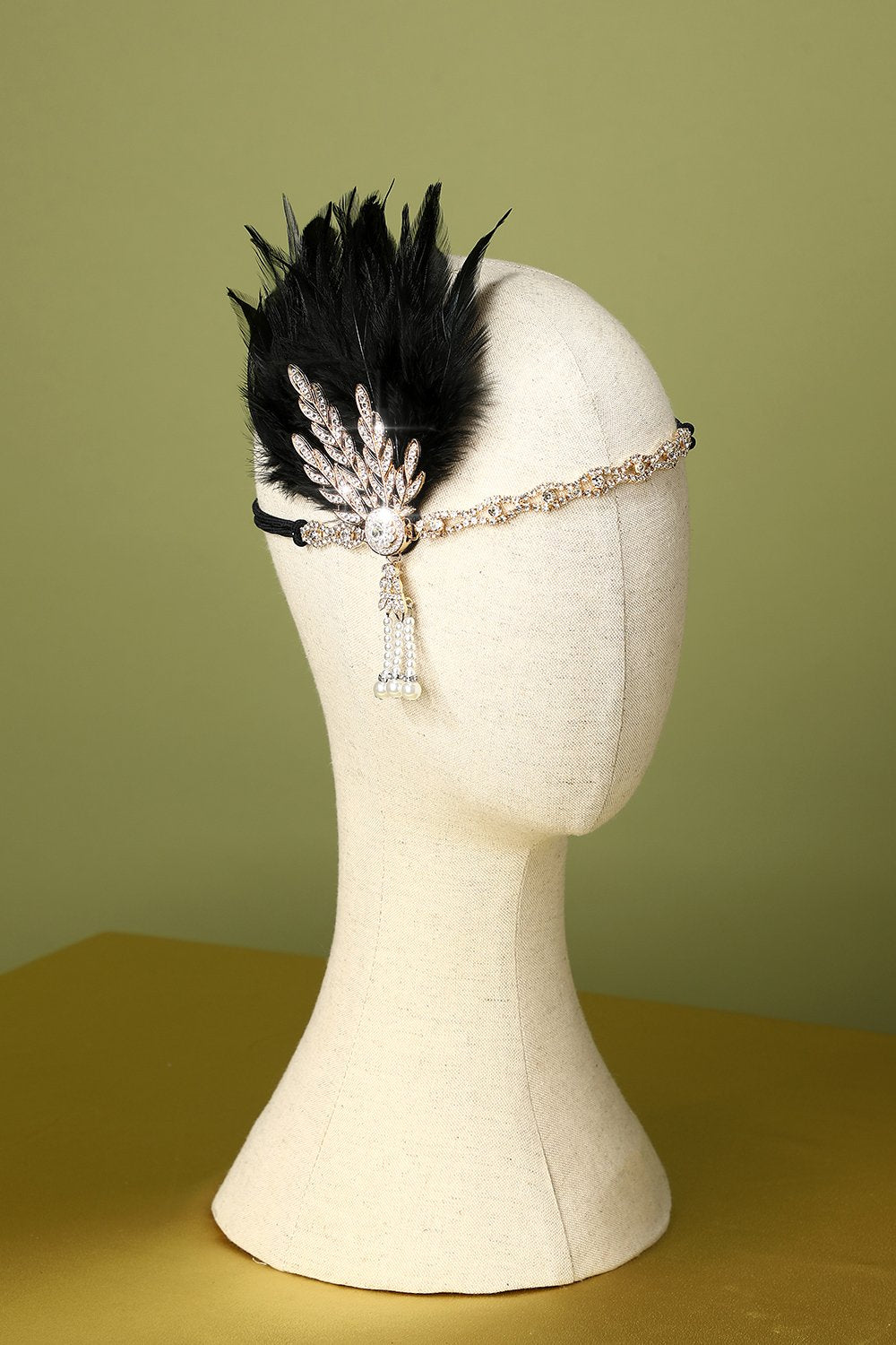 Bandeau à clapet perle plume noire des années 1920