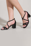Sandales noires à talons blocs et brides croisées