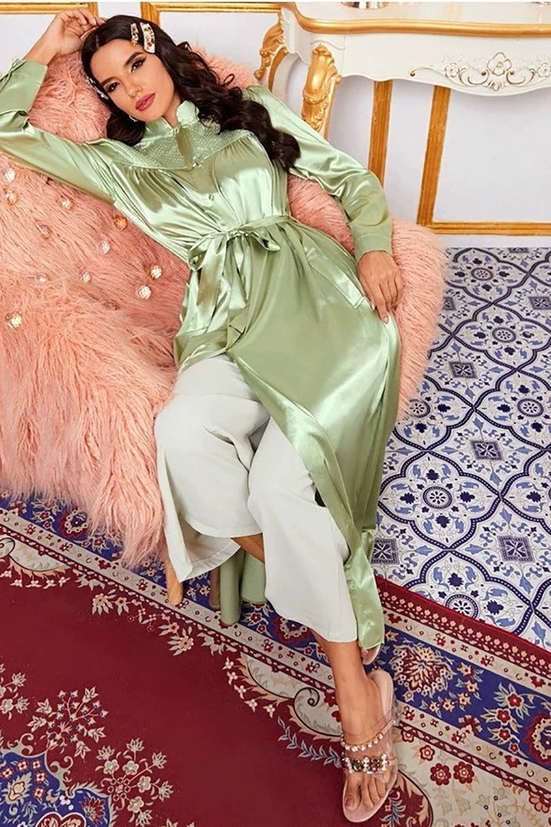 Charger l&#39;image dans la galerie, Caftan marocain en satin vert à manches longues