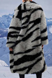 Motif zèbre gris foncé imitation manteau en shearling longue fausse fourrure surdimensionnée