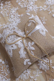 En dentelle grise Bowknot Ring Bearer Pillow