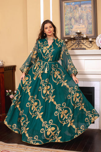 Robe marocaine élégante caftan en maille brodée