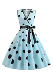 Robe à pois bleu clair vintage des années 50