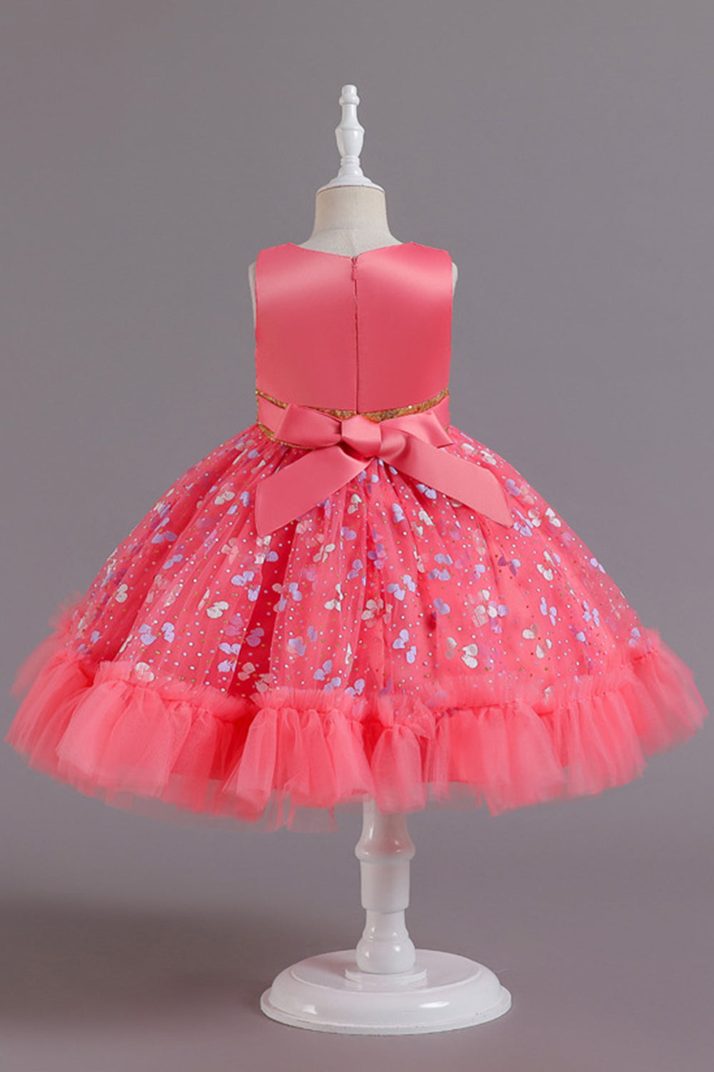 Une ligne Robe de soirée fille rose à col bijou avec Appliques