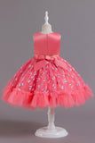 Une ligne Robe de soirée fille rose à col bijou avec Appliques