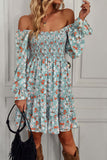 Robe d’été à manches longues imprimée noire sur les épaules