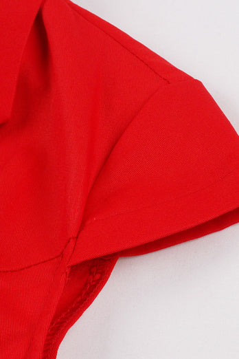 Robe rouge col V années 1950 à manches courtes