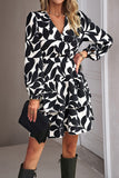 Robe décontractée imprimée à manches longues noires