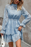 Manches longues blanches A-line Robe courte décontractée avec appliques