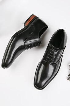 Chaussures habillées en cuir noir pour hommes