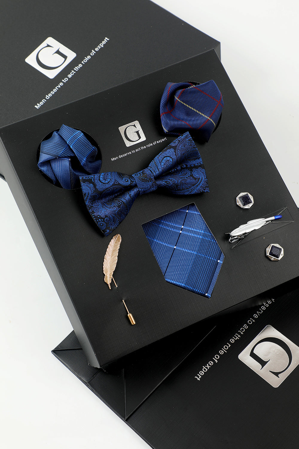 Royal Blue Men’s Accessory Set Tie et Jacquard Bow Tie Two Pocket Square Lapel Pin Tie Clip Boutons de manchette