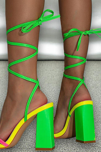 Sandales à talons hauts à blocs à bretelles vertes avec nœud papillon