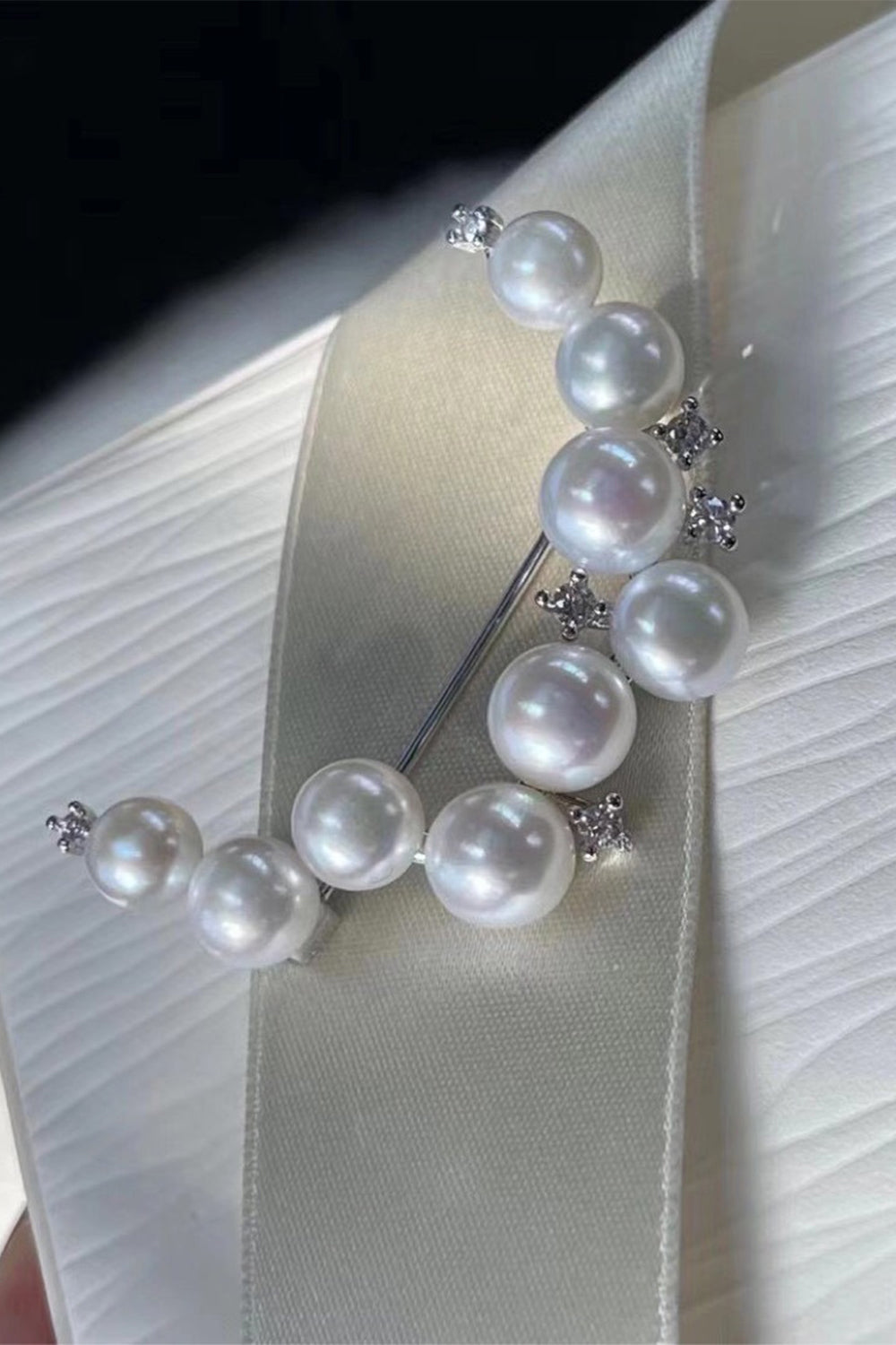 Broche perles naturelles