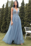 Robe de bal bleue longue ligne avec appliques