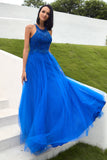 Robe de bal en tulle bleu royal avec appliques