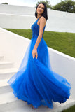 Robe de bal en tulle bleu royal avec appliques