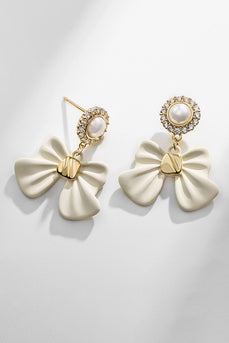 Boucles d’oreilles White Bow avec perles