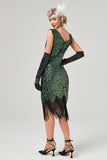 Robe Gatsby à col en V à paillettes vert foncé avec franges