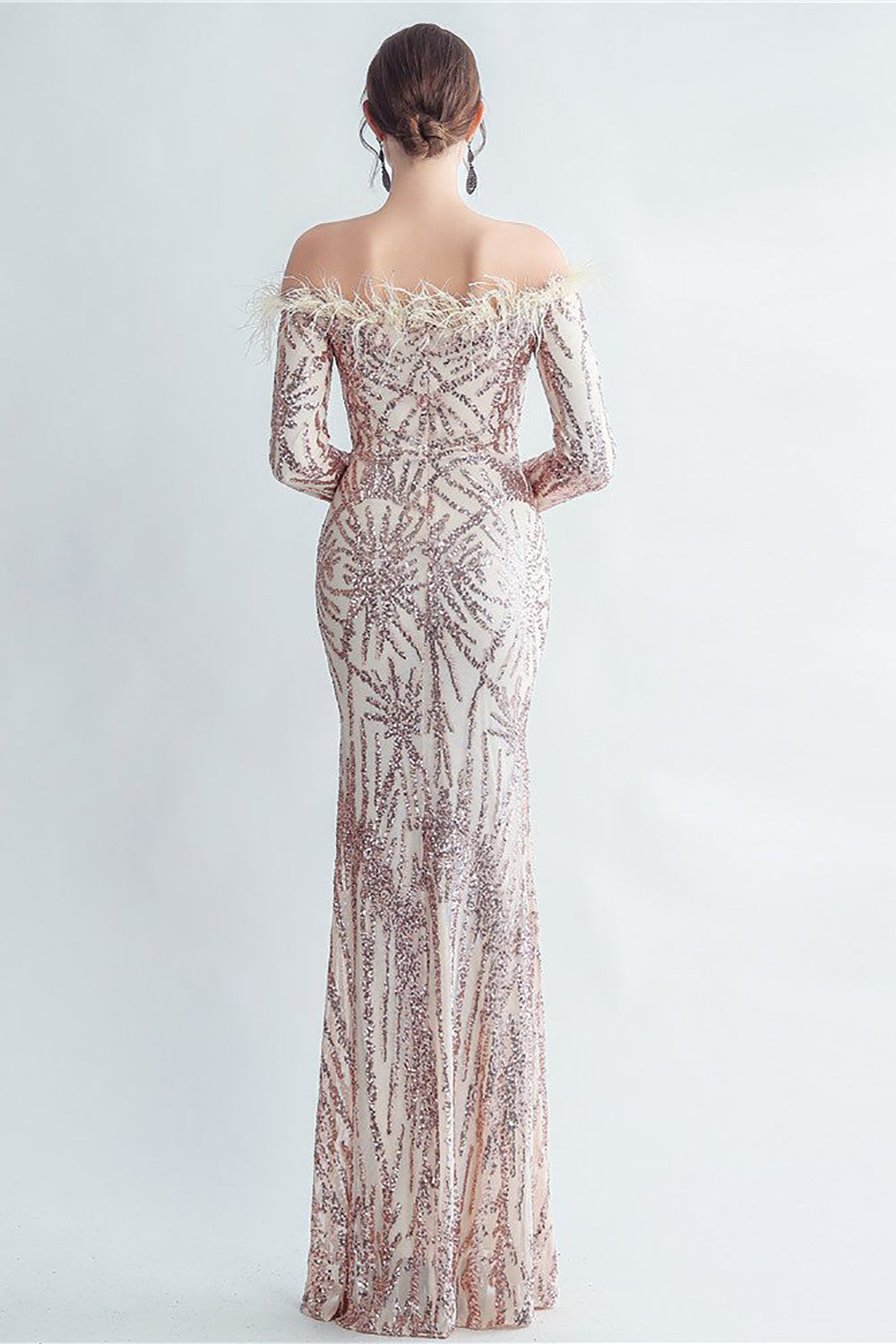 Robe de Soirée dorée à paillettes scintillantes avec plumes