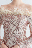 Robe de Soirée dorée à paillettes scintillantes avec plumes