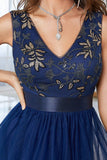 Robe de bal asymétrique bleu foncé à col en V avec sans manches