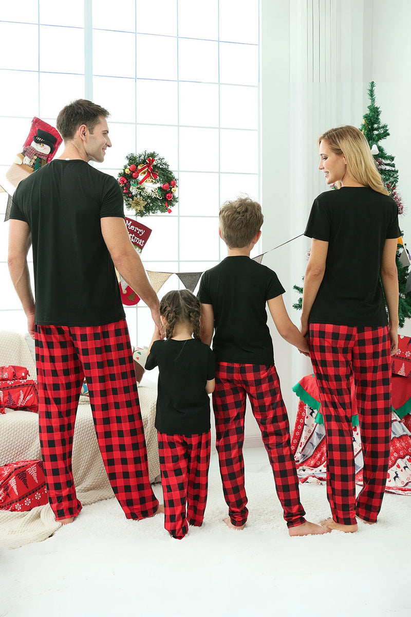 Charger l&#39;image dans la galerie, Pyjama de Noël familial à carreaux noir et rouge à manches courtes