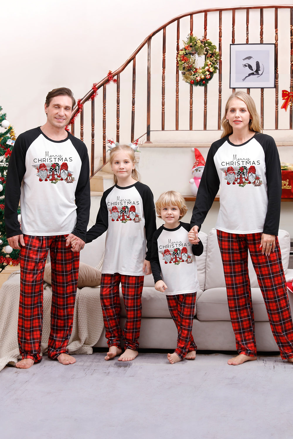 Pyjamas de Noël de famille à carreaux à manches longues