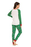 Ensemble de pyjama assorti famille d’arbres de Noël verts