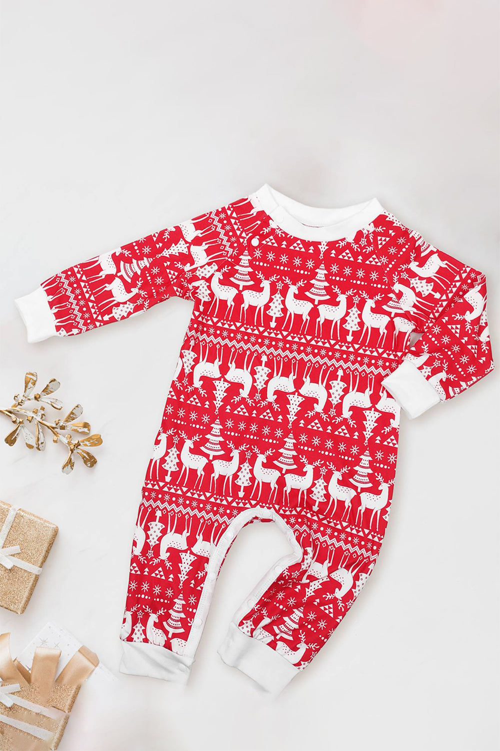 Ensemble de pyjamas de sapin de Noël de la famille rouge vert