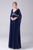 Robe de mariée en mousseline de soie bleu marine à col en V longueur au sol avec plissée