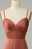 Brick Red Sheath Spaghetti Straps Satin Bridesmaid Robe avec fente