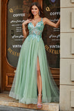 Robe de bal en tulle fendu à col en V A-ligne avec perles appliquées