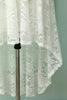 Charger l&#39;image dans la galerie, Robe blanche en dentelle à bretelles
