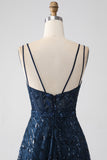 Robe de soirée longue à bretelles spaghetti bleu marine foncé avec fente