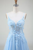 Robe de soirée bleu clair trapèze avec appliques