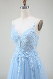 Robe de soirée bleu clair trapèze avec appliques