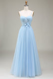 Robe de bal en tulle bleu clair scintillant avec appliques