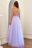 Robe de bal en tulle perlé violet