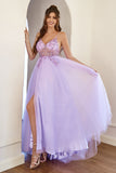 Robe de bal en tulle perlé violet