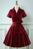 Charger l&#39;image dans la galerie, V Neck Burgundy Vintage Dress avec manches courtes