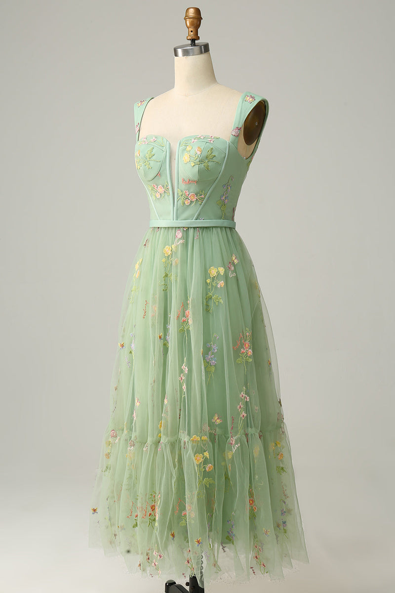 Charger l&#39;image dans la galerie, Une robe de soirée longue verte Sweetheart Line avec broderie