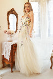 Élégante Robe de bal A Line Champagne Plus Taille avec Appliques