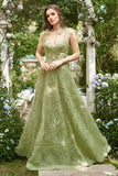 Robe longue de bal vert clair avec broderie