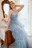 Une robe de bal Line Halter Grey Blue Plus Size avec broderie